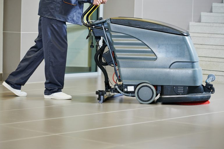 Global Industrial & Commercial Floor Scrubbers Market